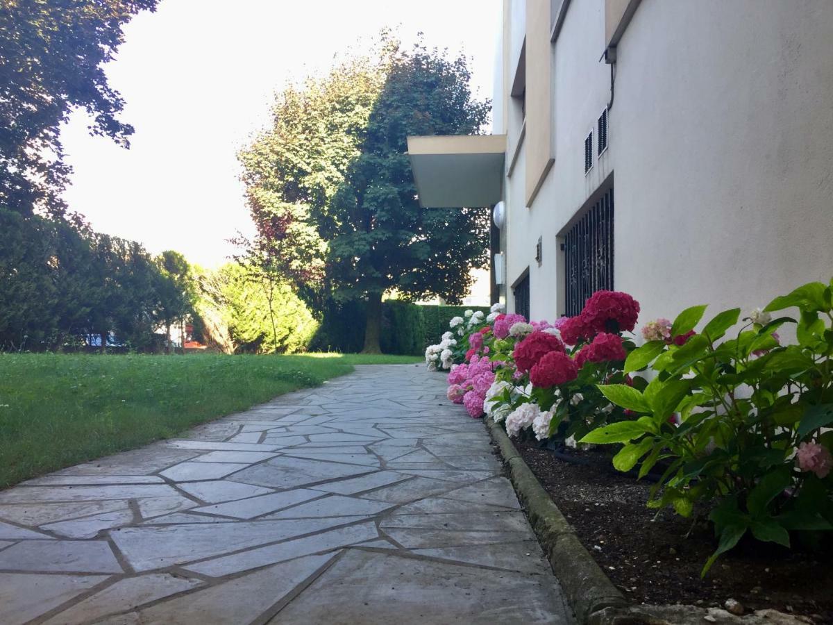Le Chatelet- Parking Gratuit - Cosy Et Design - A 10 Mn De Geneve Annemasse Exterior foto